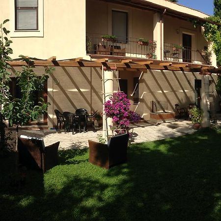 Agriturismo Casal Taccone Apartment ตาร์กวิเนีย ภายนอก รูปภาพ