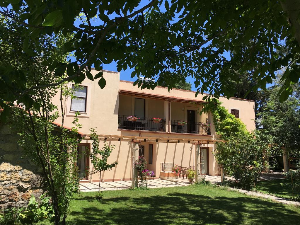 Agriturismo Casal Taccone Apartment ตาร์กวิเนีย ภายนอก รูปภาพ