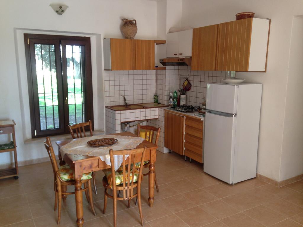 Agriturismo Casal Taccone Apartment ตาร์กวิเนีย ภายนอก รูปภาพ